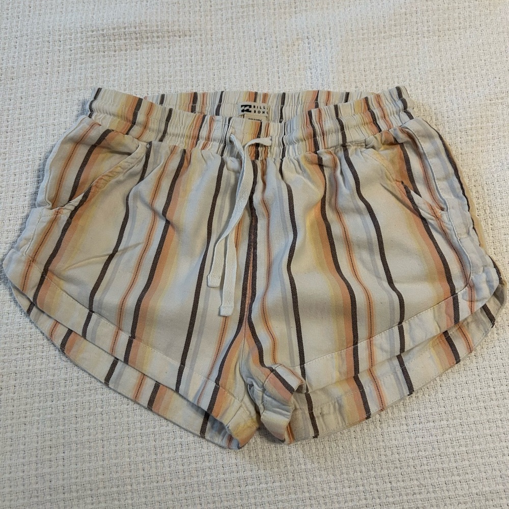 Billabong Cream and Brown Athletic Shorts with Elastic Waistband